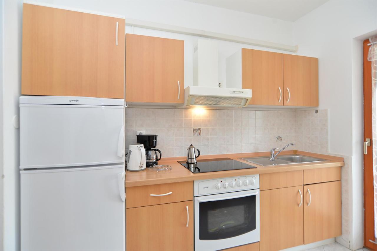Apartments Mira 1293 Fažana Екстериор снимка