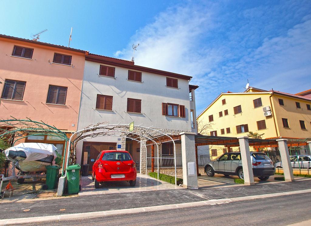 Apartments Mira 1293 Fažana Екстериор снимка