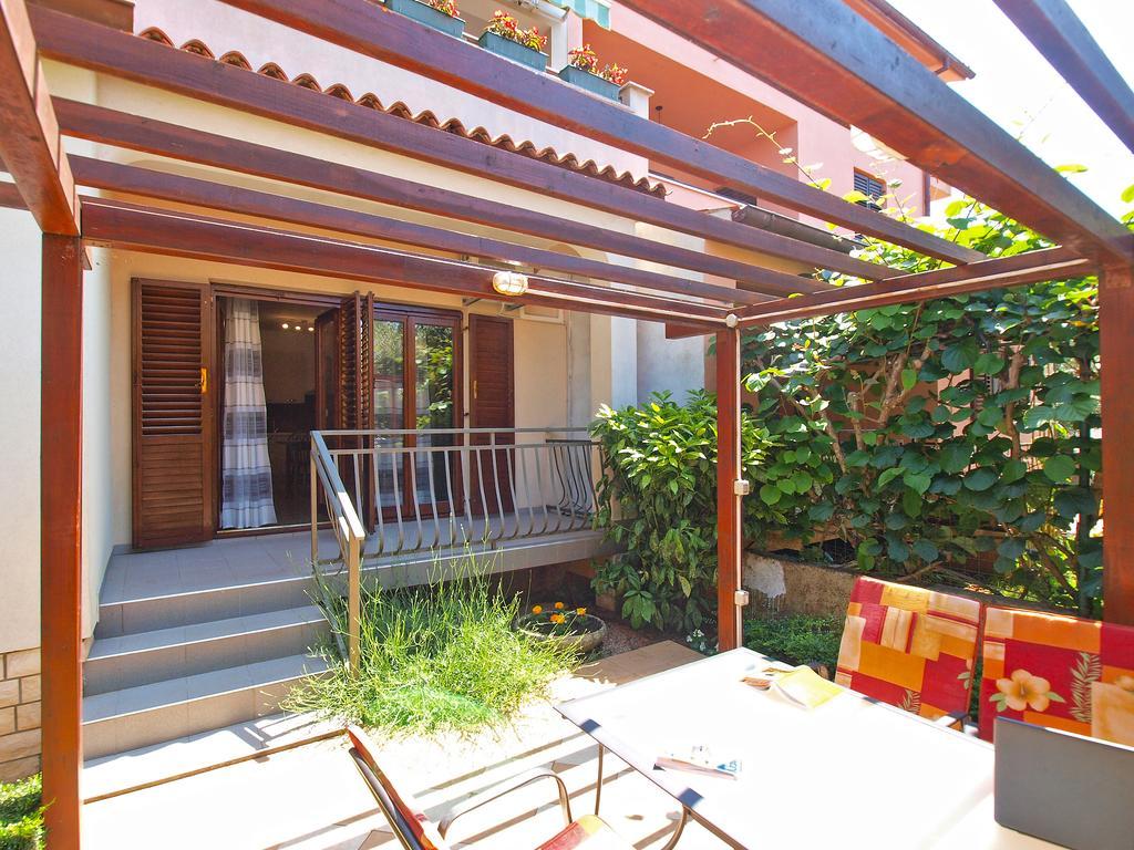 Apartments Mira 1293 Fažana Екстериор снимка