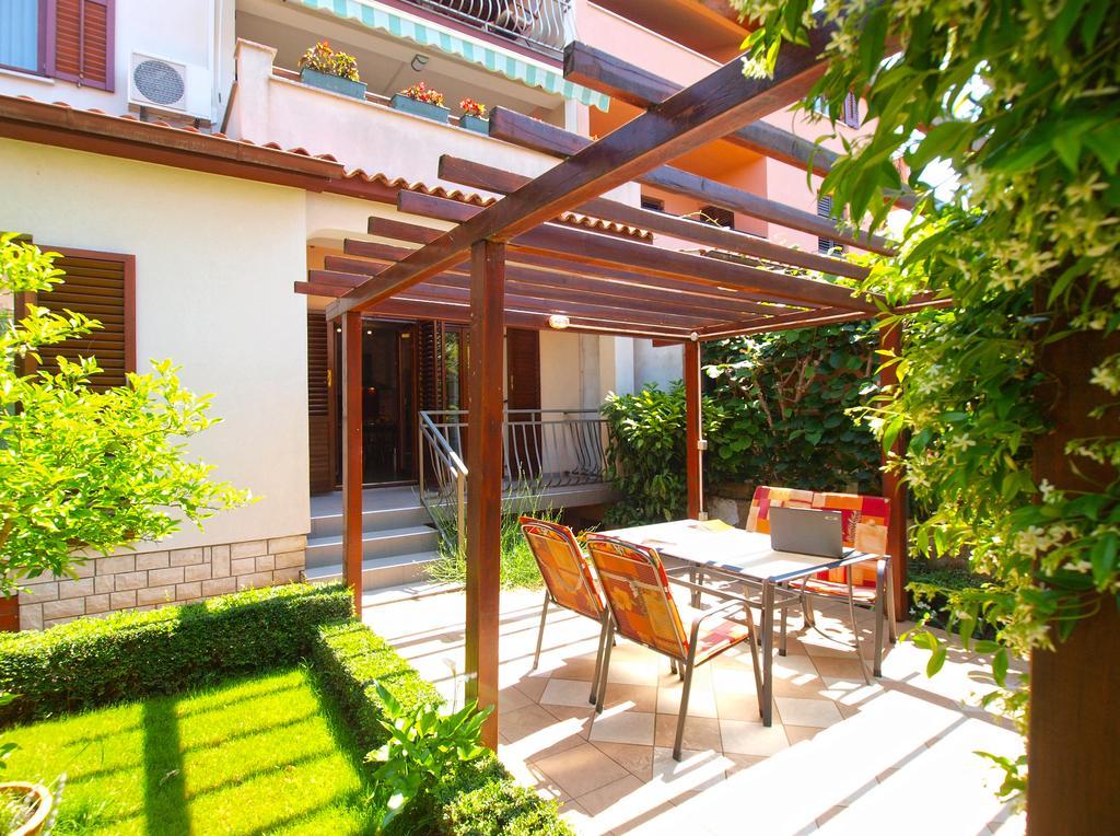 Apartments Mira 1293 Fažana Екстериор снимка