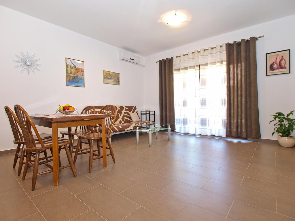 Apartments Mira 1293 Fažana Екстериор снимка