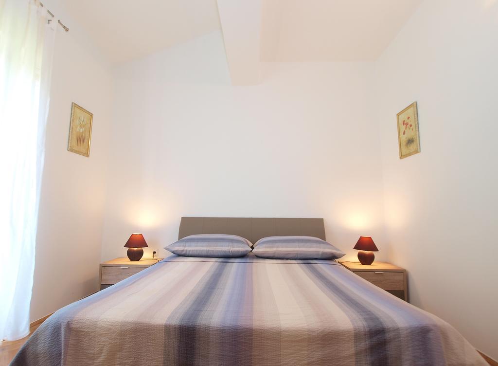 Apartments Mira 1293 Fažana Екстериор снимка