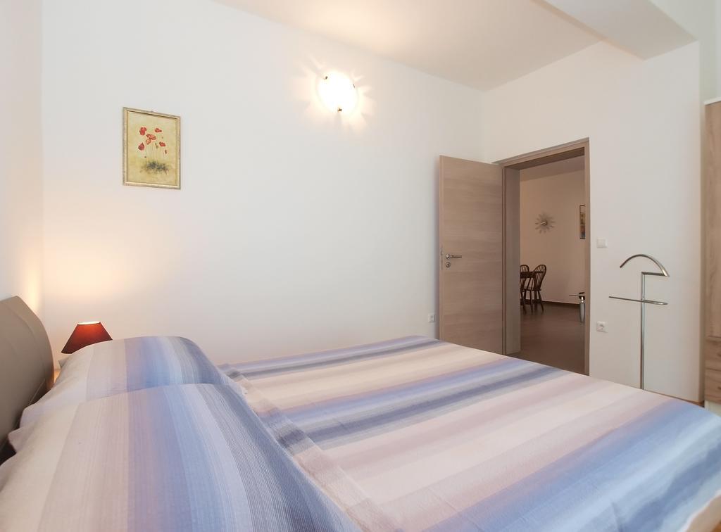 Apartments Mira 1293 Fažana Екстериор снимка
